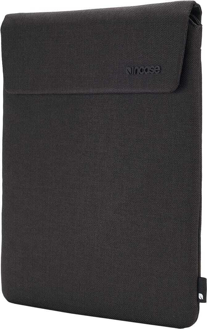 INCASE CROSSTOWN SLEEVE FOR 11-INCH TABLET INCASE CROSSTOWN SLEEVE FOR 11-INCH TABLET